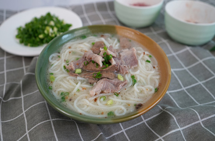 禄丰原味汤粉王培训